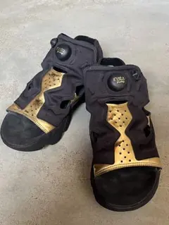 インスタポンプフューリー スポーツサンダル ブラック ゴールド