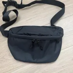 ユニクロ UNIQLO ショルダーバック