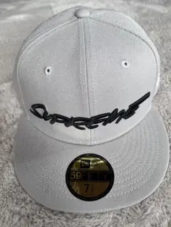 Supreme New Era futura cap 7 1/2