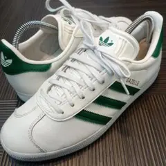 アディダス ガゼル 白x緑 23センチ