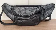 ブラック キルティング ボディバッグ
