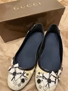 GUCCI 装飾付きフラットシューズ 37 1/2