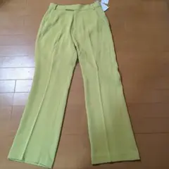 ローリーズファーム　イエロー　フレア パンツ