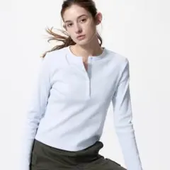 UNIQLO リブヘンリーネックT/長袖