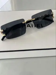 リムレス gold×black サングラスのサムネイル