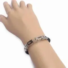 ☆匿名発送☆ポリス POLICE ブレスレット シグネチャーのサムネイル