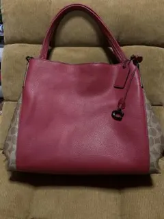 超⭐︎お値下げです⭐︎COACHダルトン31トートバッグのサムネイル