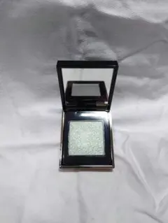 SUQQU トーンタッチアイズ 111