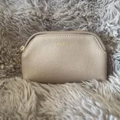 FURLA ベージュ ポーチ 小型