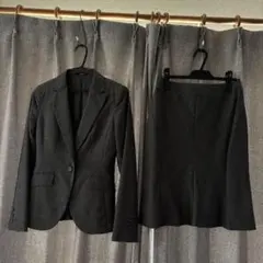 《コムサイズム》訳ありダークグレー ストライプ スカートスーツ