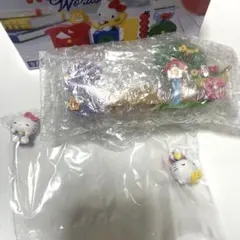 ハローキティ　ワーズコレクション　SMILE