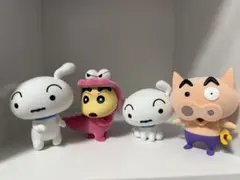 クレヨンしんちゃん　フィギュア　4体セットのサムネイル