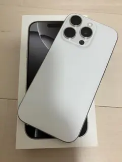 iPhone 16 Pro 512G ホワイト　99% おまけ付