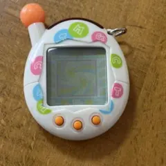 たまごっち 超じんせーエンジョイ！たまごっちプラス ビーズほわいと ジャンク品