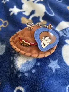 ウッディ　帽子キーホルダー