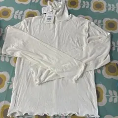 NICE CLAUP アイボリーハイネック長袖　新品未使用品