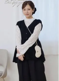 【 美品 】しまむら tal.ay yumi. ペプラム　ニットベスト　黒