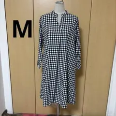 M キンガムチェック　Vネック フレア　シャツロングワンピ