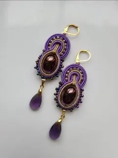 Item thumbnail for item 8574651e-d5ed-4456-af34-cdcfdd7c0030