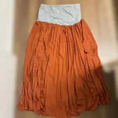 オレンジ プリーツ マタニティスカート