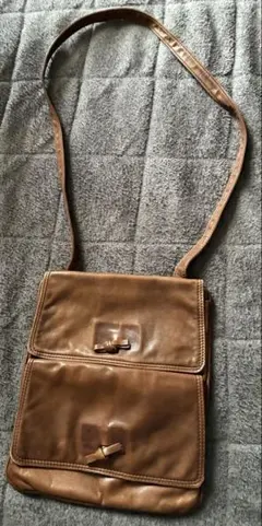 昭和レトロ　ブラウンレザーショルダーバッグ　USED
