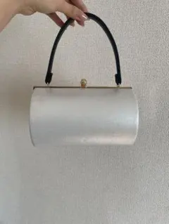 シルバー円筒形パーティーバッグ