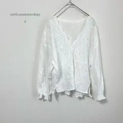 アースミュージックアンドエコロジー 刺繍 プルオーバー Ｖネック ブラウス