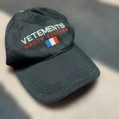2026年最新】vetements ヴェトモン キャップの人気アイテム - メルカリ