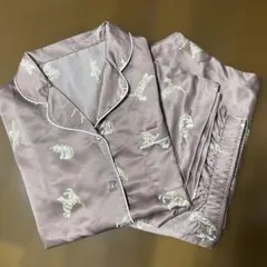gu サテンパジャマ