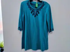 REMALON サイズ46号　ターコイズ系 五分・七分袖 刺繍 トップス　日本製