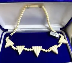 Item thumbnail for item 9028c622-2d93-40b7-9bdb-7bd1d0f6a1a4