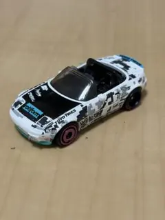 訳あり　ホットウィールベーシックカー 91 マツダ MX-5 ミアータ　ミニカーのサムネイル