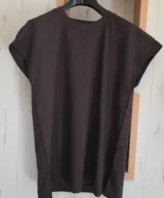 LaTotalite Tシャツ ハイネックプルオーバー ブラウンのサムネイル