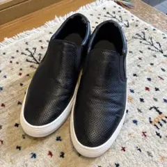 LANVIN パンチングレザー スリッポン ブラック - メルカリ