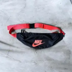 NIKE ウエストポーチ ボディバッグ