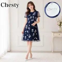Chesty タグ付き 刺繍チュールワンピース ネイビー 花柄 鳥柄 上品のサムネイル