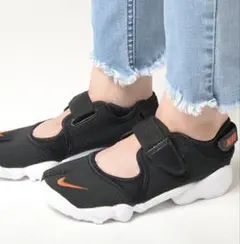 【極美品】NIKE WMNS AIR RIFT ブラック dn1338-001