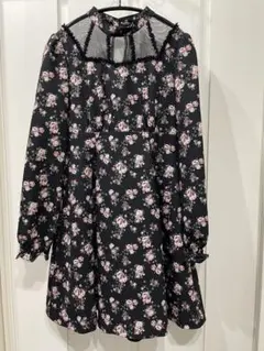 Item thumbnail for item 08dc61cf-859e-4a60-aebd-2f8e04d0ec77