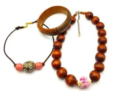 Item thumbnail for item 8cc8e554-1d45-481b-86f7-2a06f486ae4e