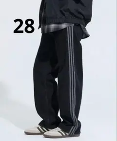 デニムパンツ adidasのサムネイル