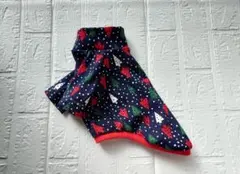 犬服ハンドメイド　ハイネックラグランシャツ　クリスマス　Ｍ