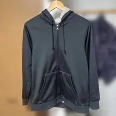 裏ボアBASICALLY ブラック フリースパーカー