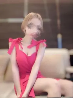 大幅値下げ中 GRACE ビビットピンク フリルドレス／ミニドレス（Mサイズ）