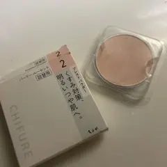 れ*こ様 ちふれ プレストパウダーパーリールーセントのサムネイル