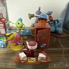 TDS　モンスターズインク　 ミニチュアフィギュアコレクション　全6種