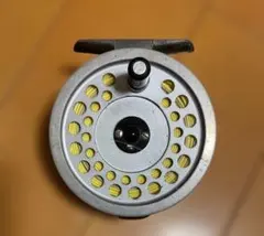 レ*ん様 STEEL FIN Vario 8 フライリール - メルカリ