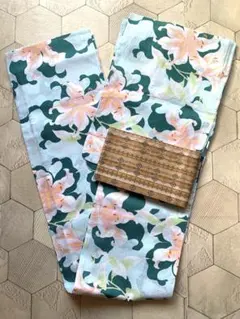 浴衣新品未使用　水色地に百合の花