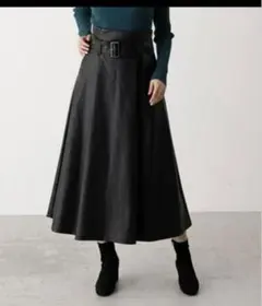 AZUL BY MOUSSY ハイウエストフェイクレザースカート