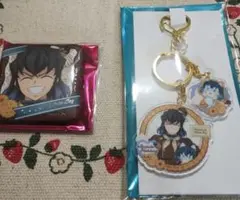 鬼滅の刃　VDWD2026 嘴平伊之助 アクリルチャーム＆ギフト缶バッジセット