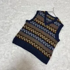 ニットベスト　セーター　マルチカラー　インディアン　総柄　ボーダー　個性的　秋